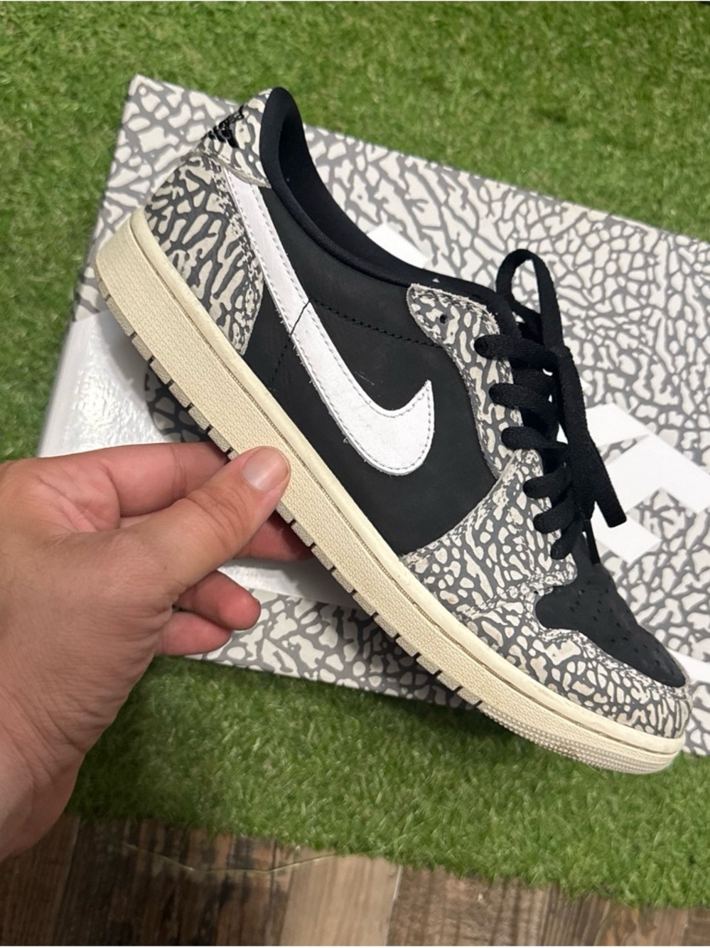 Jordan 1 Low Black Cement